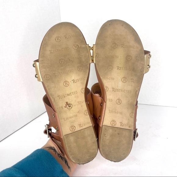 Restricted Gold and Brown Two Strap Open Toe Studded Buckle Sandal Shoes Size 6 - Picture 10 of 12